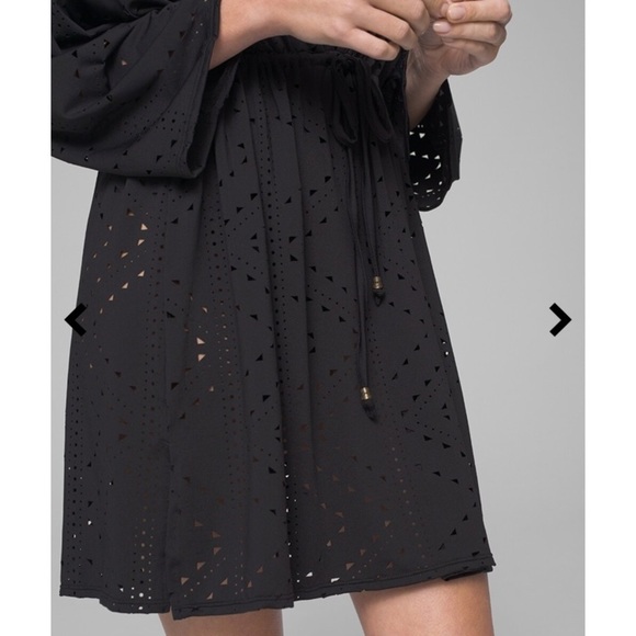 NWT DOTTI for Soma Mayan Diamond Laser Cut Tunic Coverup in Black - Picture 5 of 13